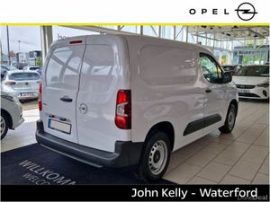 Opel Combo COMBO 19 KOMF L1H1-1.5 100BHP  D - Image 3