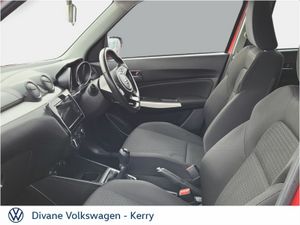 Suzuki Swift 1.2 PETROL MILD HYBRID - Image 4