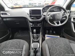 Peugeot 2008 1.2 PureTech 82bhp Active - Image 3