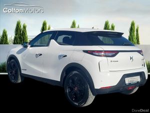 DS Automobiles DS 3 Crossback EV  Performance Line - Image 2