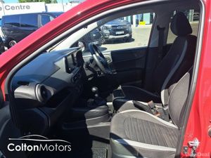 Hyundai i10 i10 Deluxe Plus High Spec - Image 4