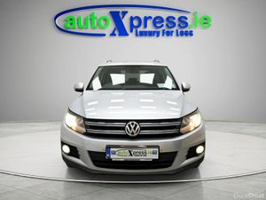 Volkswagen Tiguan Sport 2.0 TDI Panoramic roof - Image 3