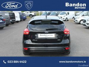 Ford Focus Focus St-Line  ST-Line Navigation  T Ec - Image 3