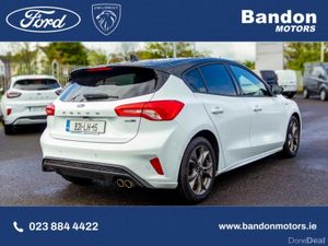 Ford Focus Black Pack 1.0T EcoBoost Hybrid 125PS S - Image 3