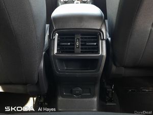 Skoda Karoq **BIG ENGINE**2.0TDI 150BHP AMBITION - Image 4