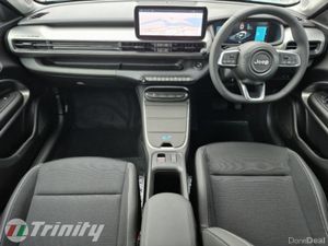 Jeep Avenger ** ALTITUDE 54KW 400KMS ** TRINITY MO - Image 2