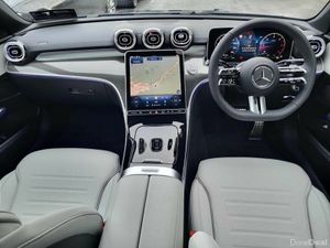 Mercedes-Benz C-Class C200d AMG LINE PLUS AUTO *(N - Image 4