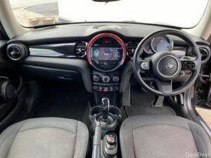 Mini One ONE CLS1 2 DR AUTO - Image 4