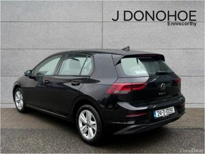 Volkswagen Golf 2.0 TDI 115HP Life - Image 2