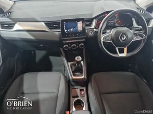 Renault Captur dCi 95 Iconic - Image 2