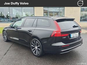 Volvo V60 PHEV T6 (350hp) Plus Dark AWD - Image 3
