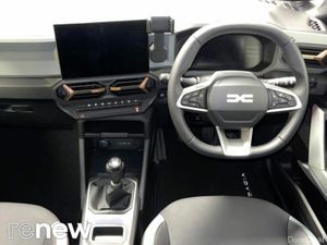 Dacia Duster TCe 130 Extreme - Image 2