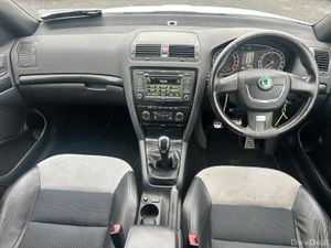 2012 SKODA OCTAVIA VRS 2.0TDI 170 BHP - Image 2