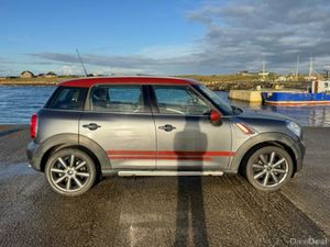 Mini Countryman 1.6 Diesel~Park Lane Ed~1 Owner - Image 2