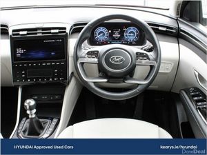 Hyundai Tucson Just In - 2WD Executive Plus - Image 4