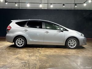 Toyota Prius ALPHA - 1.8L HYBRID AUTOMATIC - ESTAT - Image 3