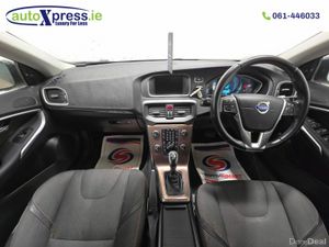 Volvo V40 1.6 T4 Cross Country Automatic, Reversin - Image 2