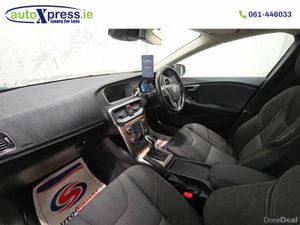 Volvo V40 1.6 T4 Cross Country Automatic, Reversin - Image 4