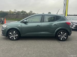 Dacia Sandero Expression TCe 90 5Sp GSR2 - Image 4