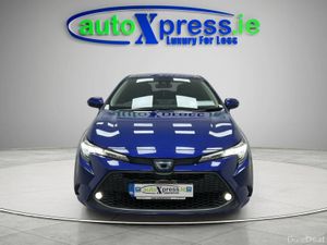 Toyota Corolla 1.8 HYBRID S Automatic, Reversing c - Image 3