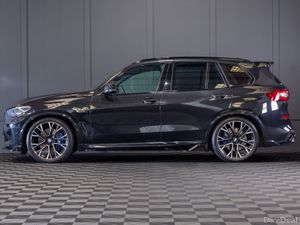 222 BMW X5 X-Drive 45e M-Sport - Image 3