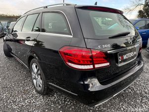 🔵 Mercedes  E-Class E300 BLUETEC HYBRID AUTO - Image 4