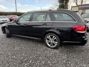 🔵 Mercedes  E-Class E300 BLUETEC HYBRID AUTO - Image 3