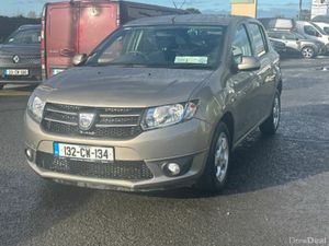 Dacia Sandero 1.5 dCi 90 SIGNATURE - Image 3