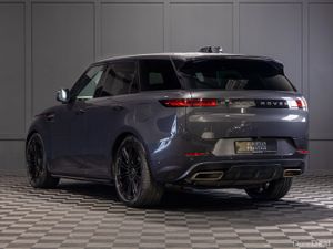 242 Range Rover Sport P460e Dynamic SE - Image 4