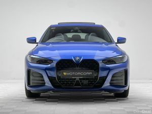 BMW i4 40 M SPORT PRO EDRIVE *SUNROOF* - Image 2