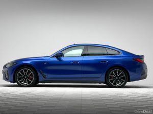 BMW i4 40 M SPORT PRO EDRIVE *SUNROOF* - Image 4