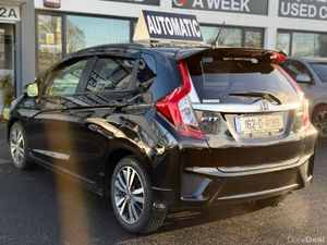 2016 Honda FIT 1.5 Hybrid automatic, Sport Specs - Image 4