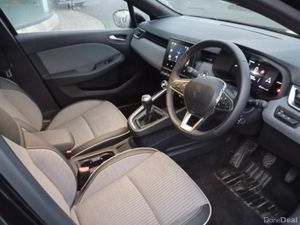 Renault Clio TCe 90 DFull Techno - Image 4