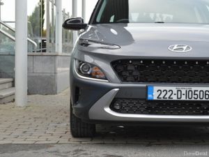 Hyundai KONA 1.0 T-GDI Executive Two Tone Roof - Image 3