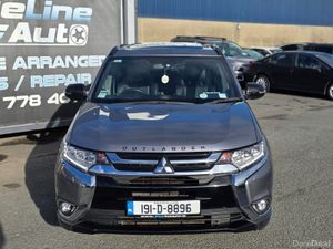 Mitsubishi Outlander 2.2 Diesel Blackline 7 Seater - Image 2