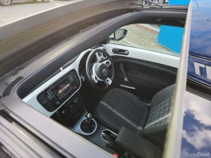 VOLKSWAGEN BEETLE 1.2TSI DESIGN **SUNROOF** PETROL - Image 2