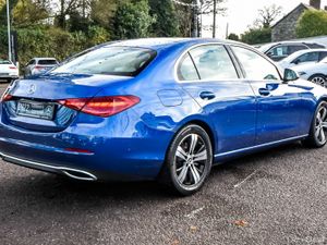 Mercedes-Benz C-Class C200 Avantgarde Auto - Image 2