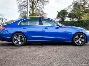 Mercedes-Benz C-Class C200 Avantgarde Auto - Image 3