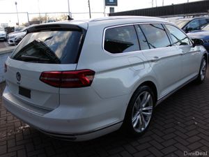 GTE ADVANCE HYBRID 5DR ESTATE AUTOMATIC //. 1 OWNE - Image 4