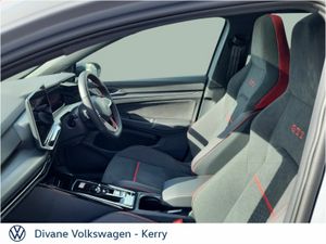Volkswagen Golf GTI CLUBSPORT 2.0TSI 300BHP AUTOMA - Image 4