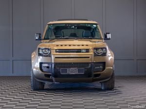 2023 Land Rover Defender 110 P400e XS Edition - Image 2