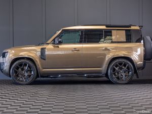 2023 Land Rover Defender 110 P400e XS Edition - Image 3