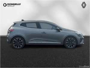 Renault Clio Hatchback Techno - Image 3
