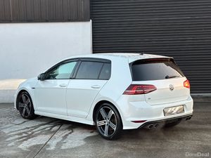 2015 VOLKSWAGEN GOLF R TOP SPEC  AUTO DSG GEARBOX - Image 4