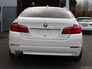 BMW 528 I 2012 WHITE - Image 4
