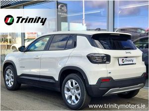 Jeep Avenger ** ALTITUDE 54KW 400KMS ** TRINITY MO - Image 3