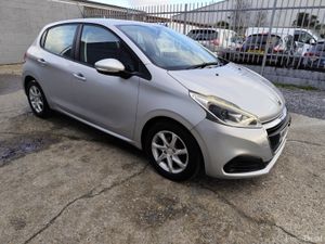 2016 Peugeot 208  1.6 hdi active - Image 3