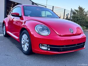 VOLKSWAGON BEETLE RED 2015 - Image 3