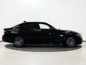 *82* 2022 BMW 3-Series 2.0 M-SPORT AUTO - Image 3