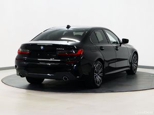 *82* 2022 BMW 3-Series 2.0 M-SPORT AUTO - Image 4